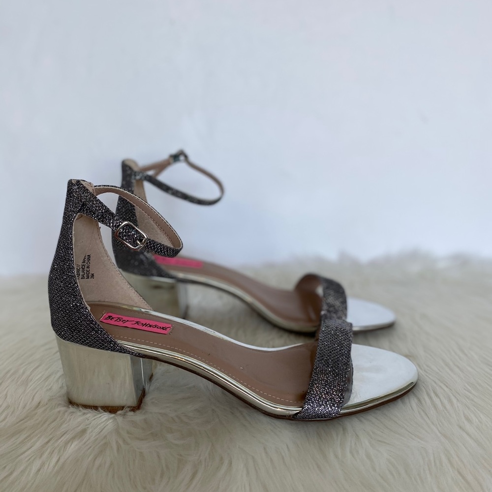 Betsy Johnson Pewter Ankle Strap Heels / Size 9.5
